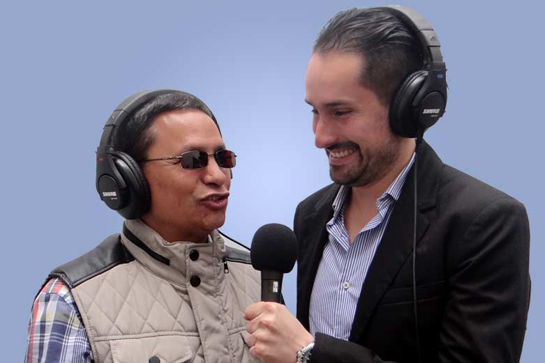 Henry Diaz y Hermes Cely trasmitiendo radio