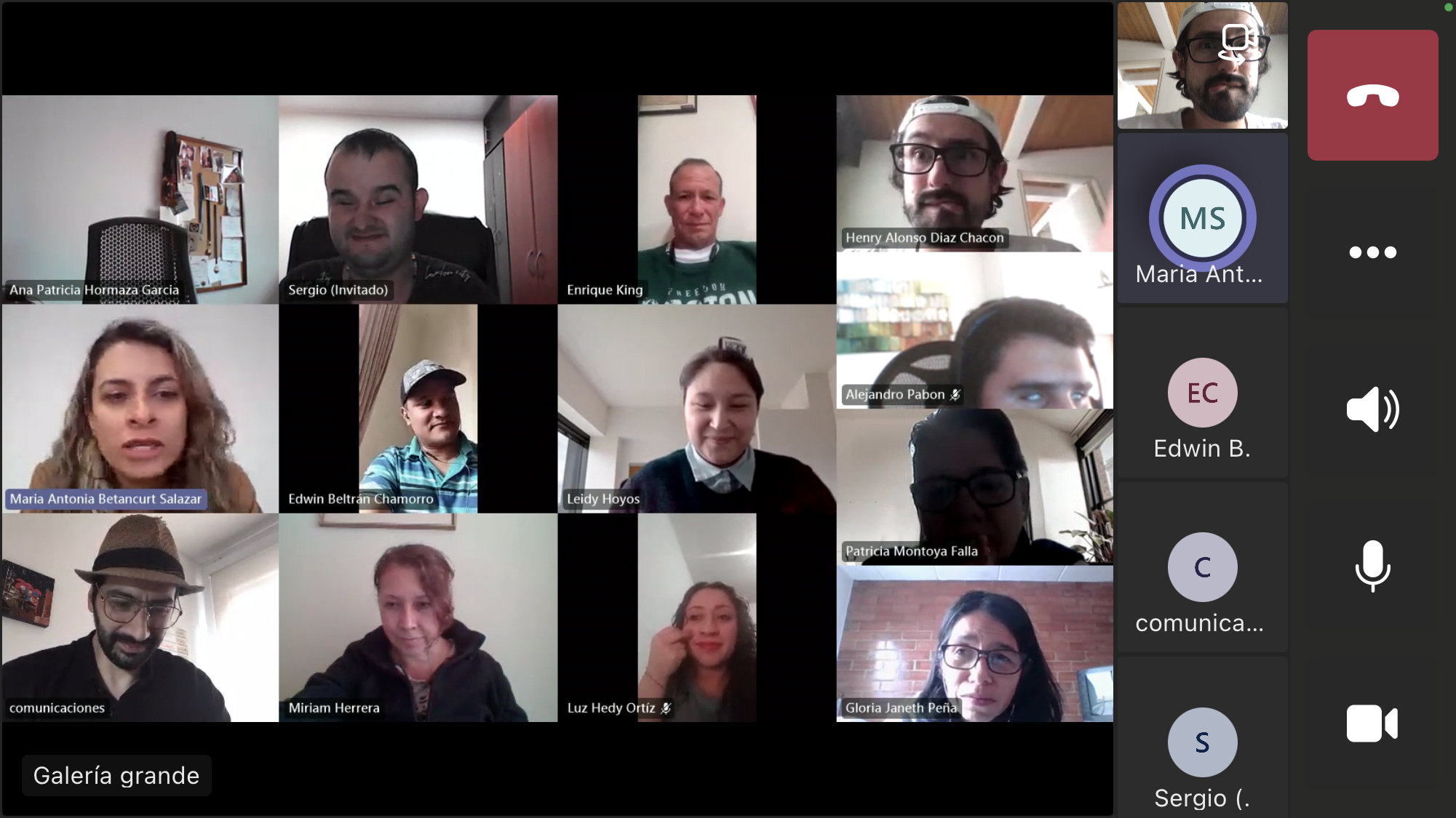 Imagen de servidores del INCI conectados a una capacitación