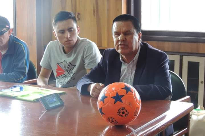 alejandro castañeda junto a luis castañeda 