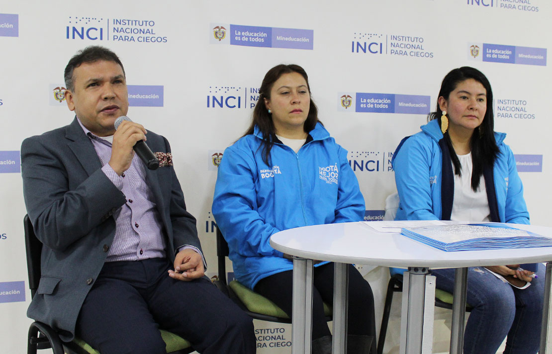 Fotografía, palabras a los graduandos por parte de Carlos Parra Dussan