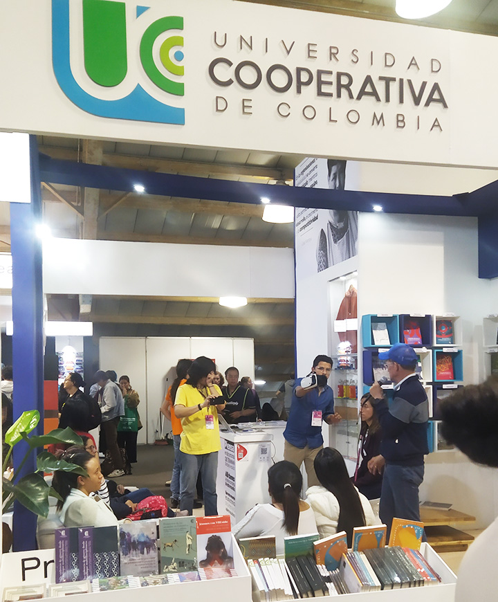 Taller Universidad Cooperativa y el INCI en la Feria del Libro 2023