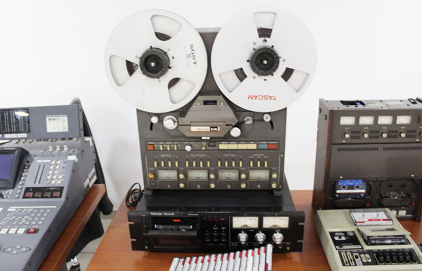 Fotografía, Equipo para grabación de cassetes de libro hablado