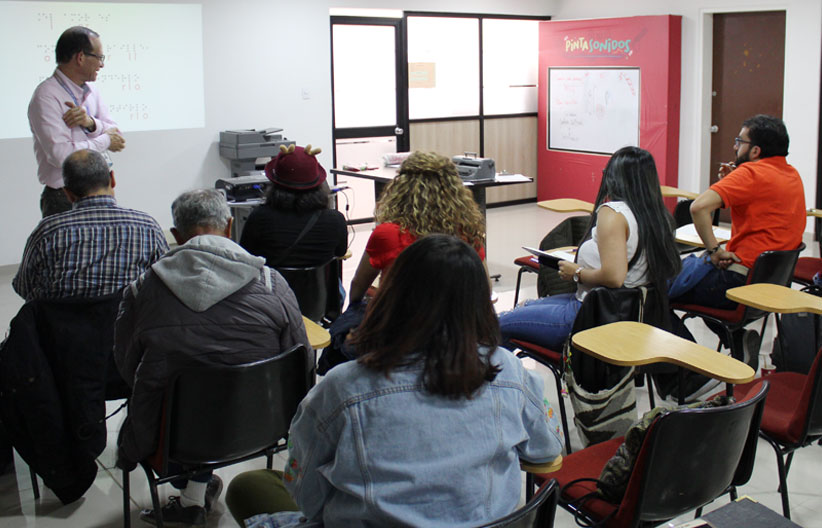 Auditorio taller de braille