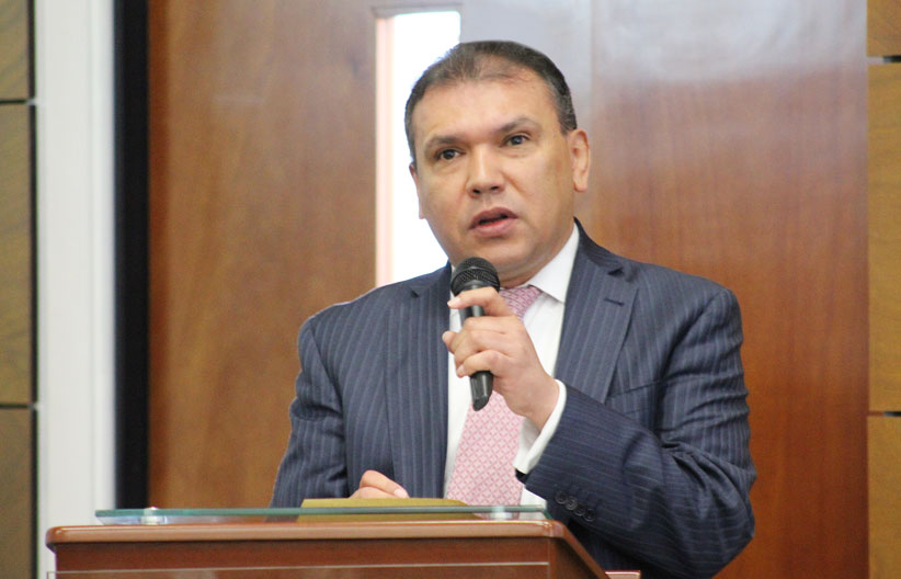 Carlos parra Dussan en su intervención al auditorio