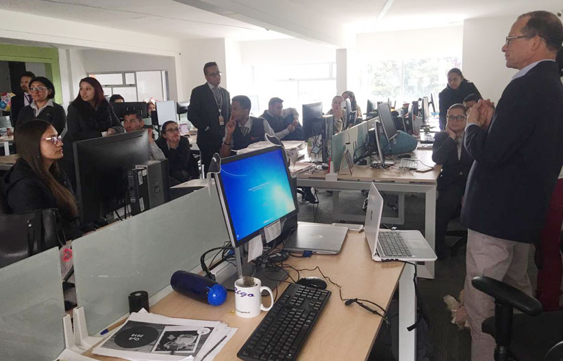 Fotografía, Enrique King dictando el taller