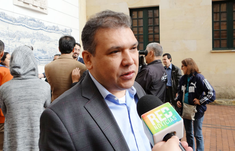 Dr Carlos Parra Dussan en Red más