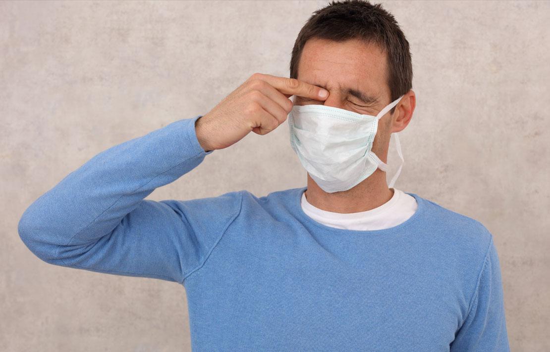Fotografía, persona tocando sus ojos
