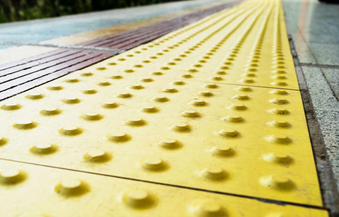 Fotografía, Baldosa podotáctil