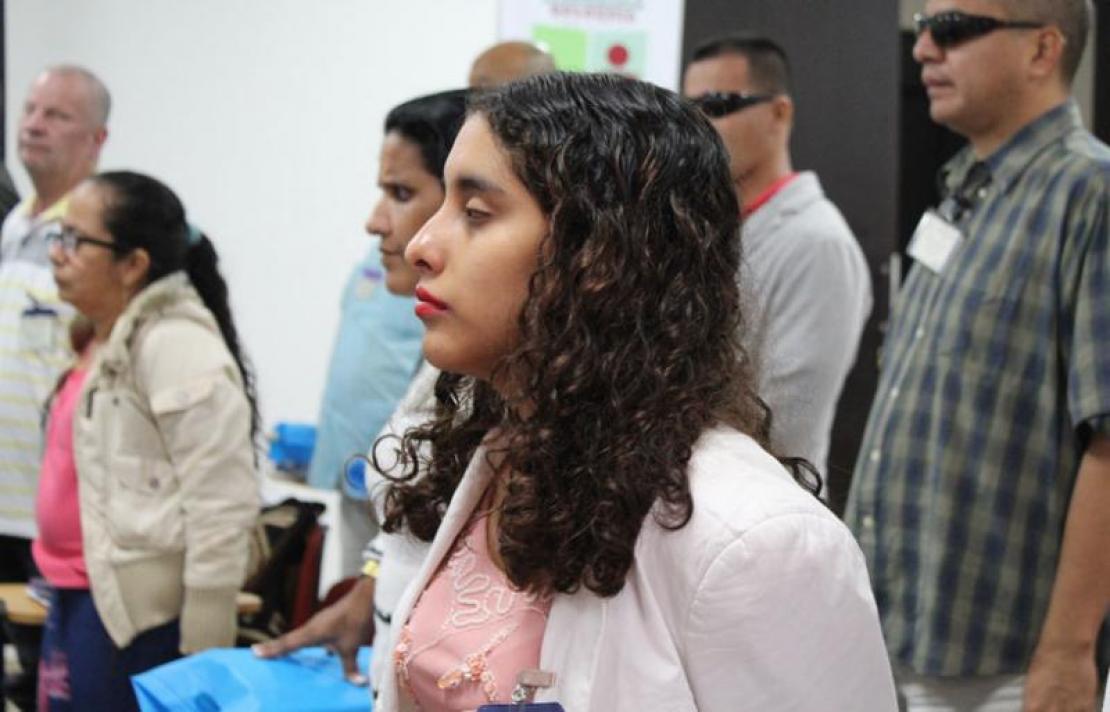 Personas con discapacidad visual, en el auditorio del INCI