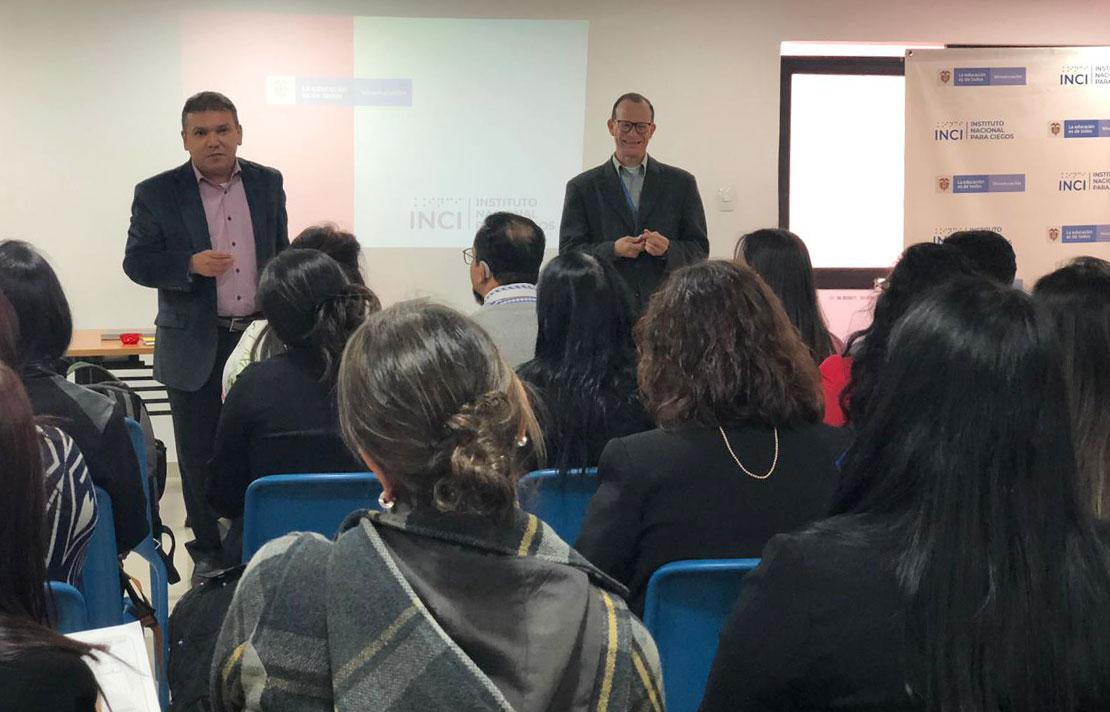 Fotografía, Carlos parra Dussan y Enrique King en la Capacitación