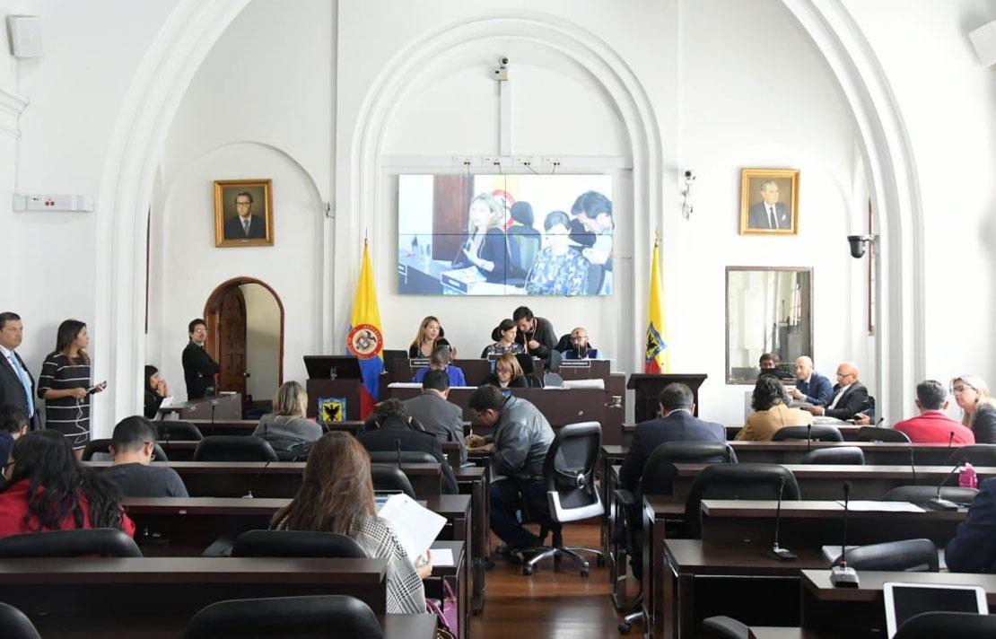 Fotografía, Concejo de Bogotá en debate tema braille