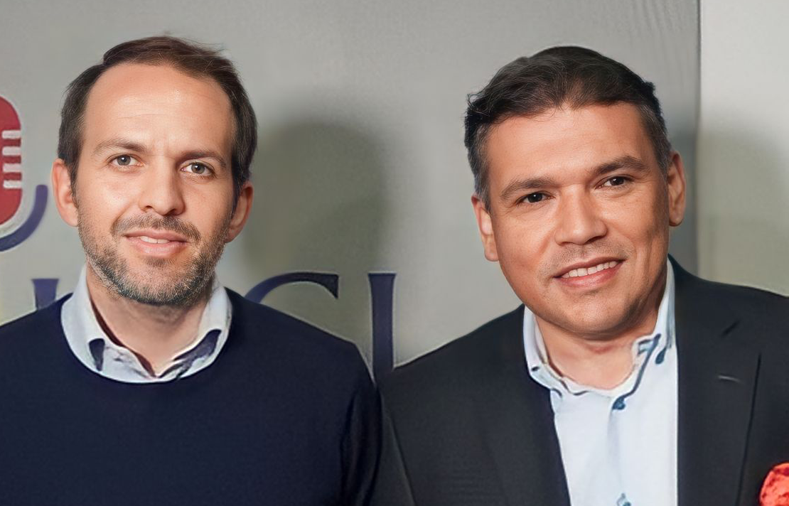 Ernesto Lucena, visita el INCI, en la fotografía lo acompaña el doctor Carlos Parra Dussan