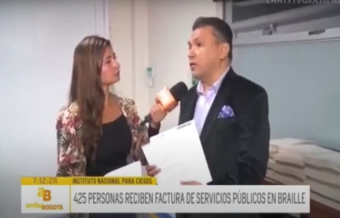 Captur de pantalla de la entrevista hecha por Citytv al doctor Carlos Parra Dussan donde expone las cifras y los alcances de los recibos públicos en braille