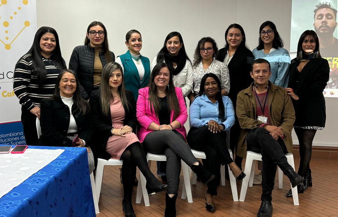 Funcionarios del INCI junto a representantes de diferentes entidades en el VI encuentro anual de experiencias de la RED - CIESD “Transiciones, apuestas y desafíos: caminos hacia la educación superior inclusiva e intercultural”