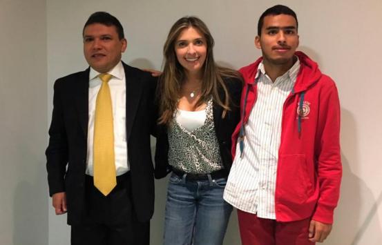 el Dr. Carlos Parra Dussan y Manuel Sánchez  en entrevista para el programa de Caracol Radio,