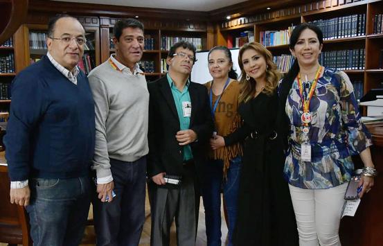 Fotografía, Santiago rodriguez con el equipo de accesibilidad
