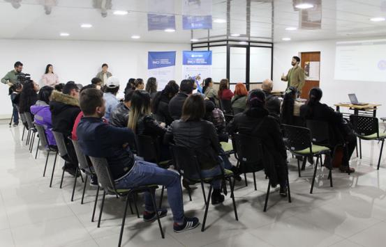 Fotografía, En el auditorio inci, profesores del Colegio Gran Yomasa